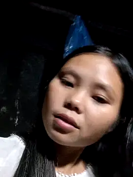 Snapshot of omiu-baby chatting on 16, 10, 2025 omiu-baby online show from 16, 10, 2025