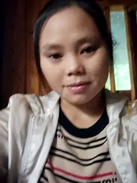 Snapshot of omiu-baby chatting on 26, 10, 2025 omiu-baby online show from 26, 10, 2025