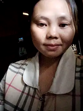 Snapshot of omiu-baby chatting on 27, 10, 2025 omiu-baby online show from 27, 10, 2025