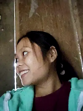 Snapshot of omiu-baby chatting on 18, 11, 2025 omiu-baby online show from 18, 11, 2025