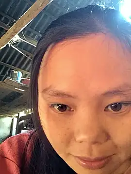 Snapshot of omiu-baby chatting on 22, 11, 2025 omiu-baby online show from 22, 11, 2025