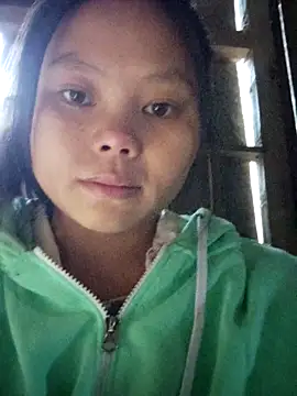 Snapshot of omiu-baby chatting on 26, 11, 2025 omiu-baby online show from 26, 11, 2025