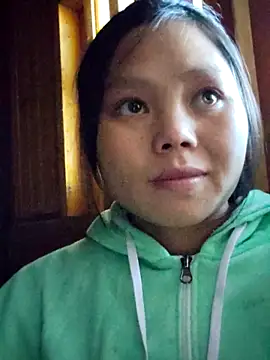 Snapshot of omiu-baby chatting on 29, 11, 2025 omiu-baby online show from 29, 11, 2025