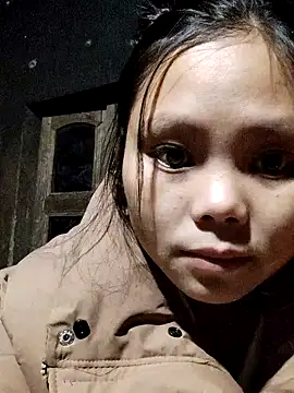 Snapshot of omiu-baby chatting on 1, 12, 2025 omiu-baby online show from 1, 12, 2025