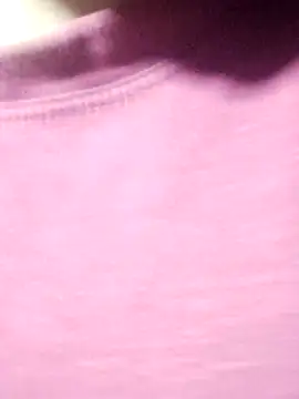 Snapshot of omiu-baby chatting on 19, 12, 2025 omiu-baby online show from 19, 12, 2025