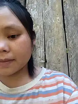 Snapshot of omiu-baby chatting on 1, 3, 2026 omiu-baby online show from 1, 3, 2026