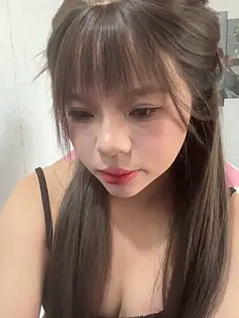 SarahBeii online show from 4, 4, 2026