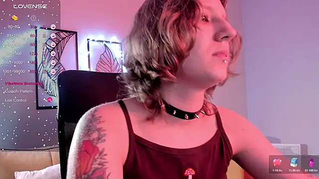 Snapshot of Hailey_Foxy chatting on 1, 11, 2025 Hailey Foxy online show from 1, 11, 2025