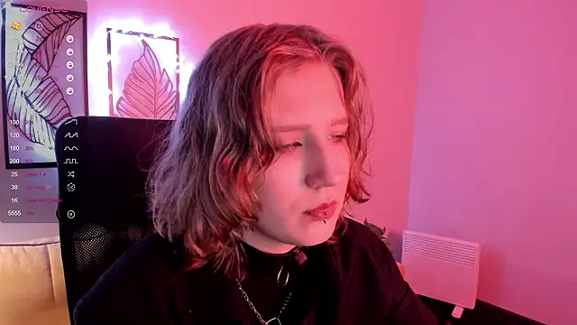 Snapshot of Hailey_Foxy chatting on 7, 11, 2025 Hailey Foxy online show from 7, 11, 2025