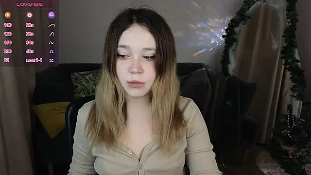 Lina Glow online show from 21, 12, 2025