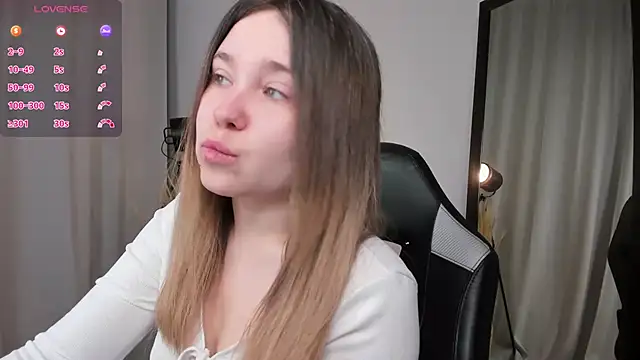 Lina Glow online show from 8, 2, 2026