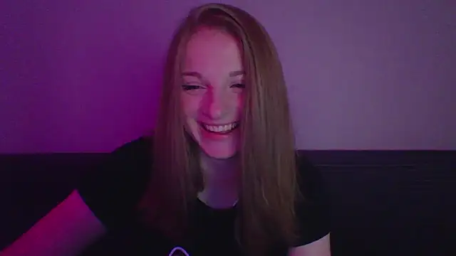 Snapshot of Star_Girlish chatting on 4, 11, 2025 Star Girlish online show from 4, 11, 2025