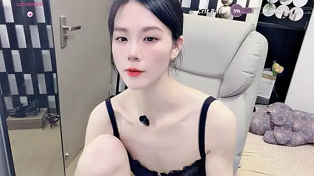 Snapshot of Yueyue-MM chatting on 10, 6, 2026 Yueyue-MM online show from 10, 6, 2026