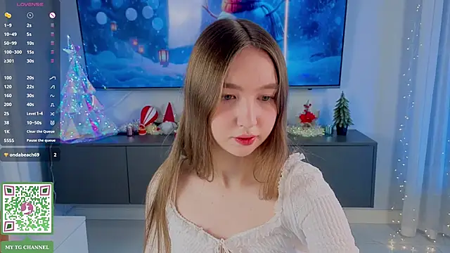 ElfredaTupy online show from 5, 2, 2026