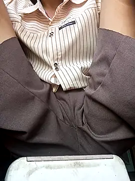 Snapshot of simi-lucy chatting on 28, 10, 2025 simi-lucy online show from 28, 10, 2025