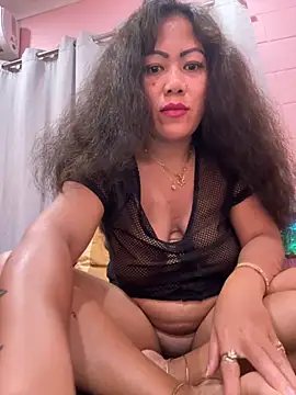 Lindarossyta online show from 2, 11, 2025