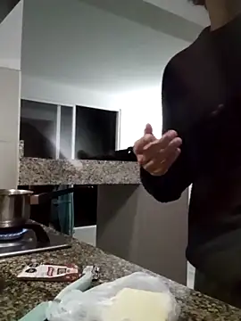 Snapshot of Alejandro92_cali chatting on 22, 10, 2025 Alejandro92 cali online show from 22, 10, 2025