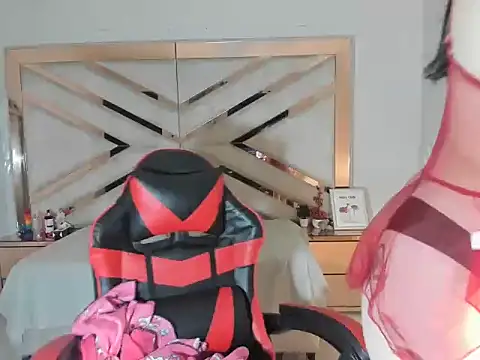 Snapshot of Zulema_R1 chatting on 29, 9, 2025 Zulema R1 online show from 29, 9, 2025