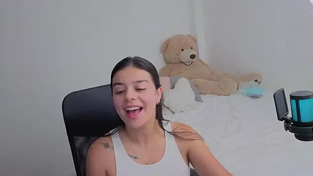 valerihouse online show from 15, 3, 2026