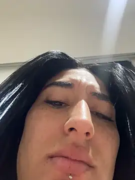 Snapshot of Scarlett_12 chatting on 3, 10, 2025 Scarlett 12 online show from 3, 10, 2025