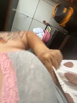 bruna438 online show from 27, 9, 2025