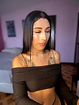 Snapshot of _Denisse444 chatting on 28, 11, 2025 Denisse444 online show from 28, 11, 2025