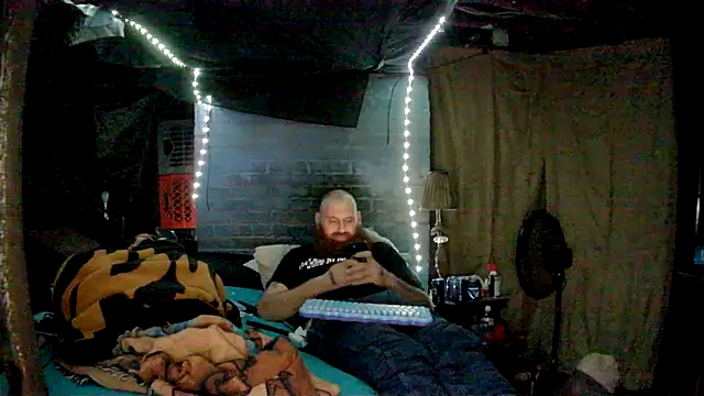 Cowboy815 online show from 23, 11, 2025