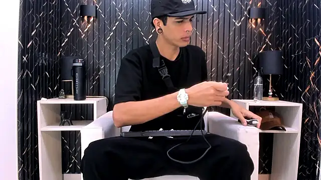 Franvill Trato online show from 17, 11, 2025