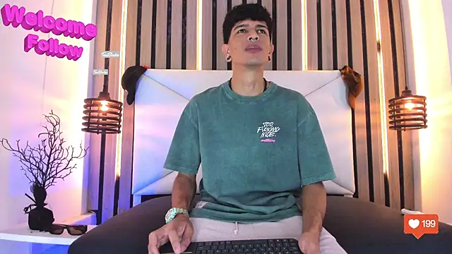 Snapshot of Franvill_Trato chatting on 19, 12, 2025 Franvill Trato online show from 19, 12, 2025