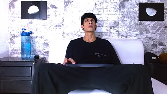 Snapshot of Franvill_Trato chatting on 27, 2, 2026 Franvill Trato online show from 27, 2, 2026