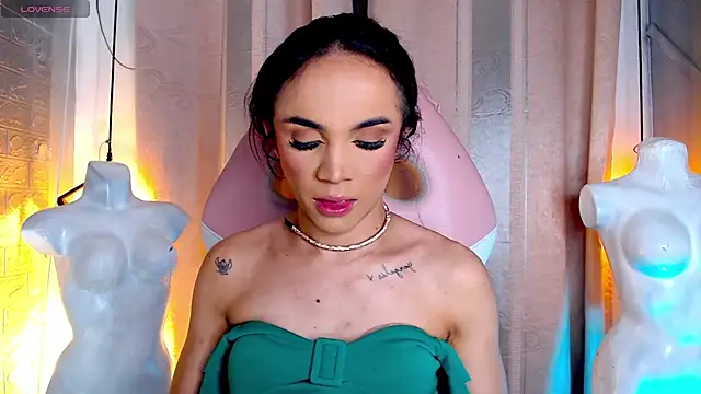 Cristal Gem1 online show from 1, 4, 2026