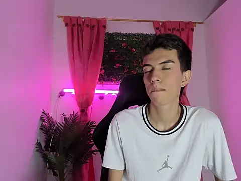 dylan 202520  online show from 17, 9, 2025