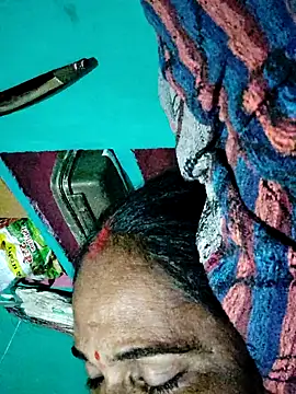 Pooja750 online show from 3, 11, 2025