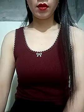 Snapshot of Vyvyy06 chatting on 15, 9, 2025 Vyvyy06 online show from 15, 9, 2025