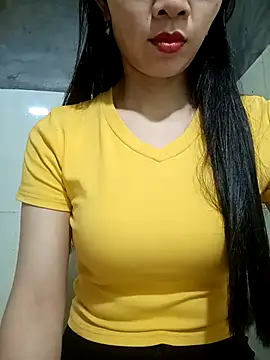 Snapshot of Vyvyy06 chatting on 3, 10, 2025 Vyvyy06 online show from 3, 10, 2025