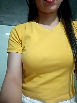 Snapshot of Vyvyy06 chatting on 26, 10, 2025 Vyvyy06 online show from 26, 10, 2025