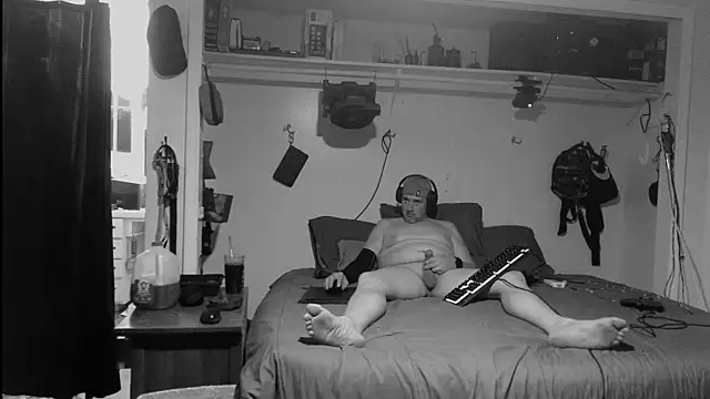 BigheadLongcock online show from 11, 7, 2026
