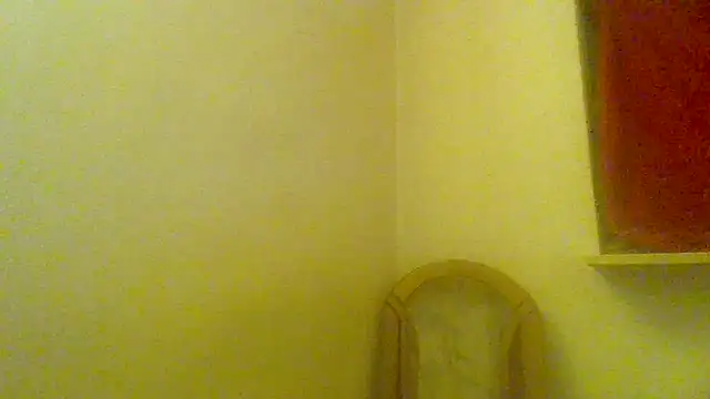 Snapshot of your_boy_toy18 chatting on 30, 11, 2025 your boy toy18 online show from 30, 11, 2025