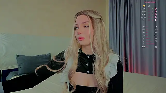  sophielov online show from 3, 3, 2026