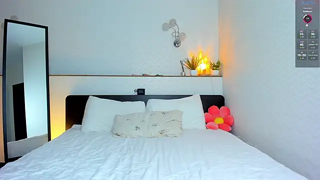 charlottacardi online show from 27, 11, 2025