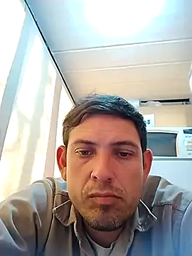 Snapshot of Az-09Ga chatting on 8, 4, 2026 Az-09Ga online show from 8, 4, 2026