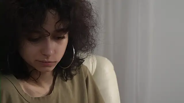 MimiLicks online show from 8, 11, 2025