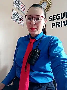 Snapshot of Hannah-colx chatting on 9, 10, 2025 Hannah-colx online show from 9, 10, 2025