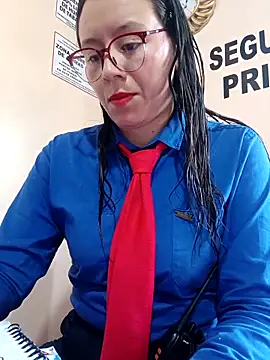 Snapshot of Hannah-colx chatting on 8, 11, 2025 Hannah-colx online show from 8, 11, 2025