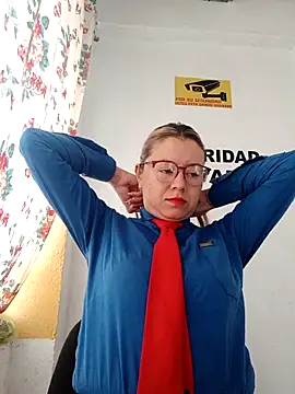 Snapshot of Hannah-colx chatting on 28, 11, 2025 Hannah-colx online show from 28, 11, 2025