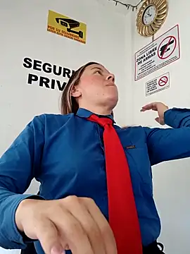 Snapshot of Hannah-colx chatting on 2, 12, 2025 Hannah-colx online show from 2, 12, 2025