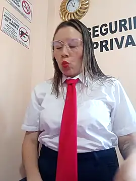 Snapshot of Hannah-colx chatting on 15, 12, 2025 Hannah-colx online show from 15, 12, 2025