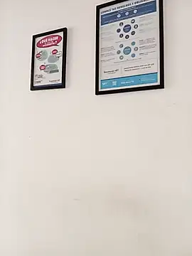 Snapshot of Lushakuiron1 chatting on 28, 11, 2025 Lushakuiron1 online show from 28, 11, 2025