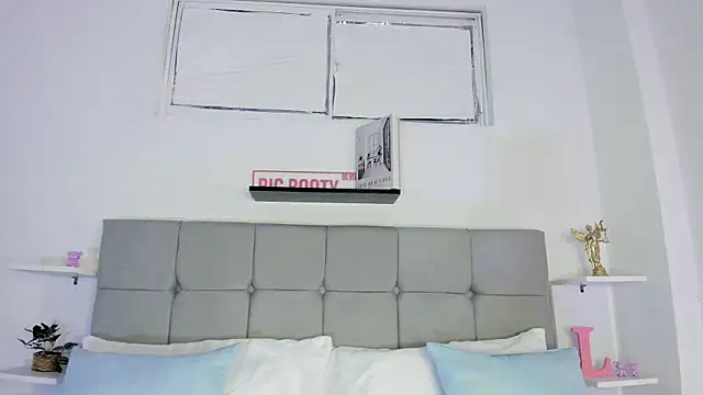 Snapshot of Sarahlopezz chatting on 7, 10, 2025 Sarahlopezz online show from 7, 10, 2025