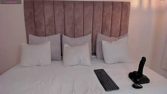 amber colliiins online show from 14, 10, 2025